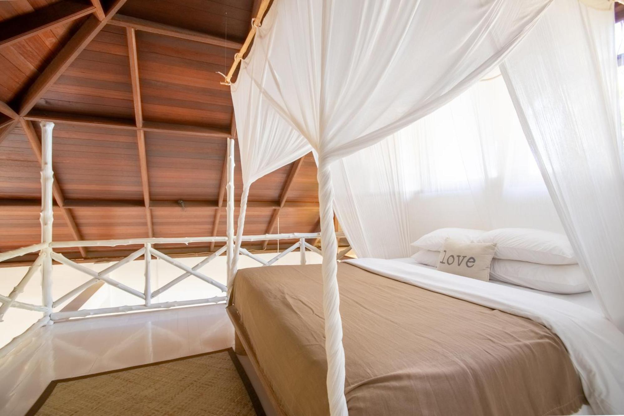 Aloita Resort Mentawai Tua Pejat Екстер'єр фото